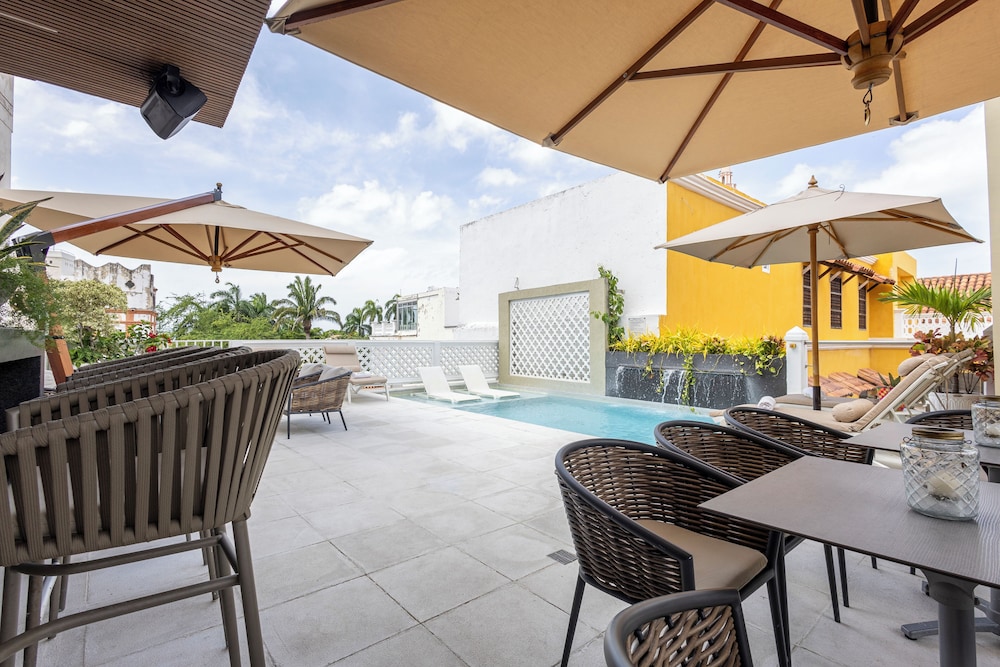Hotel Casa del Gobernador 56/65