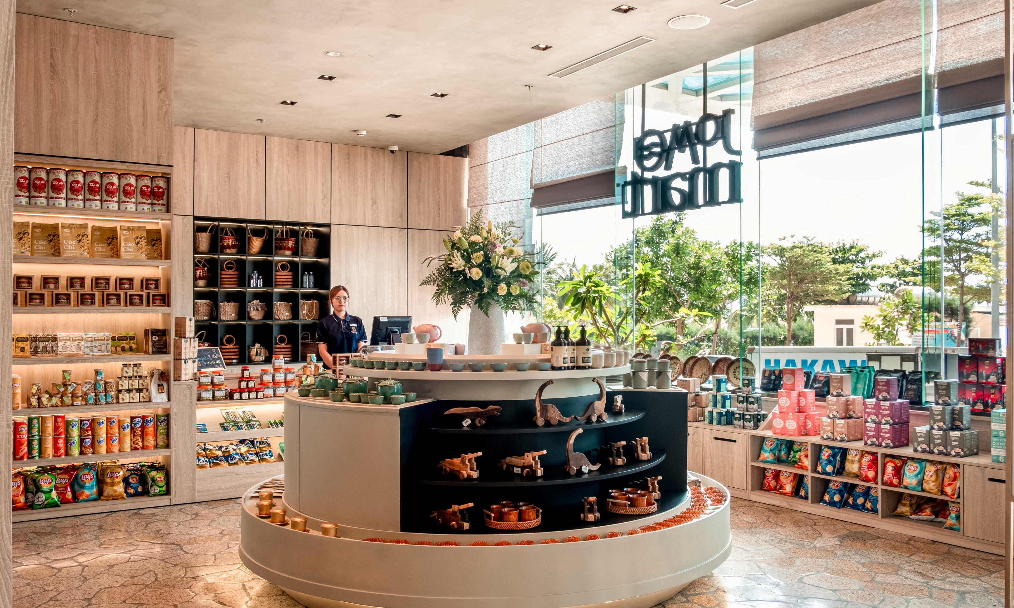Prince Hotel Da Nang 68/75