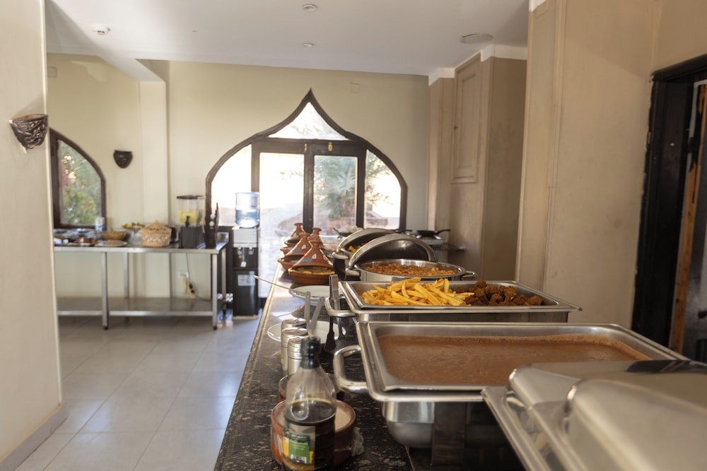 Bedouin Moon Hotel 26/50
