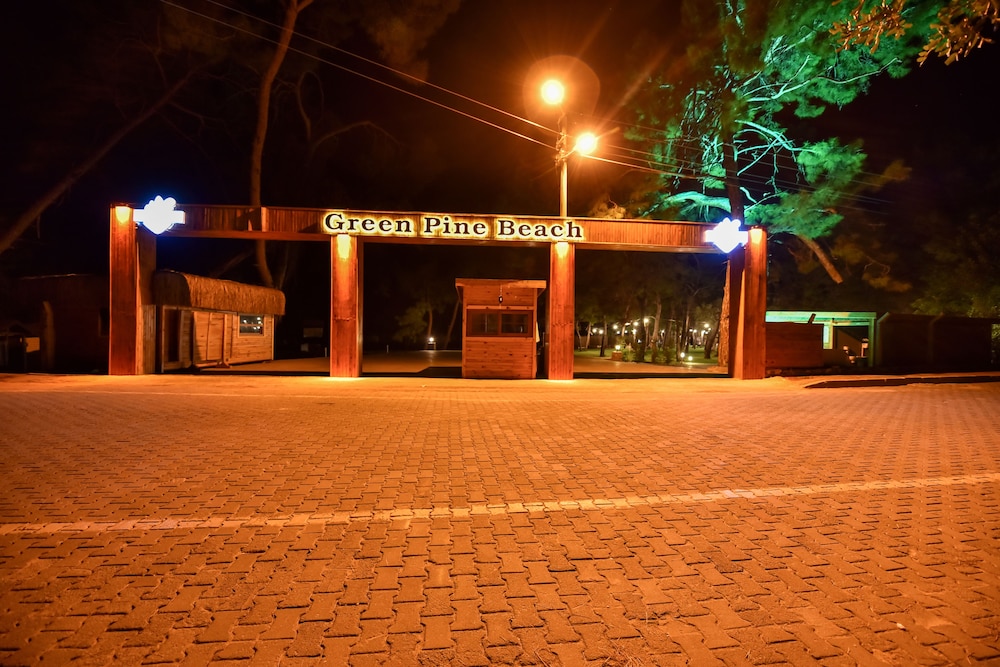 Green Pine Beach & Bungalows Luxury Concept 31/50