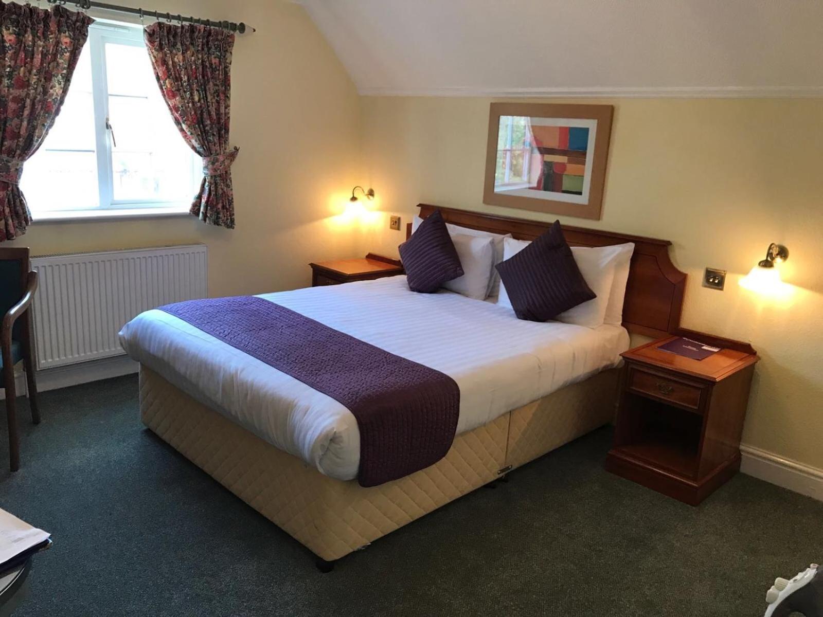 Room, Double Bed
