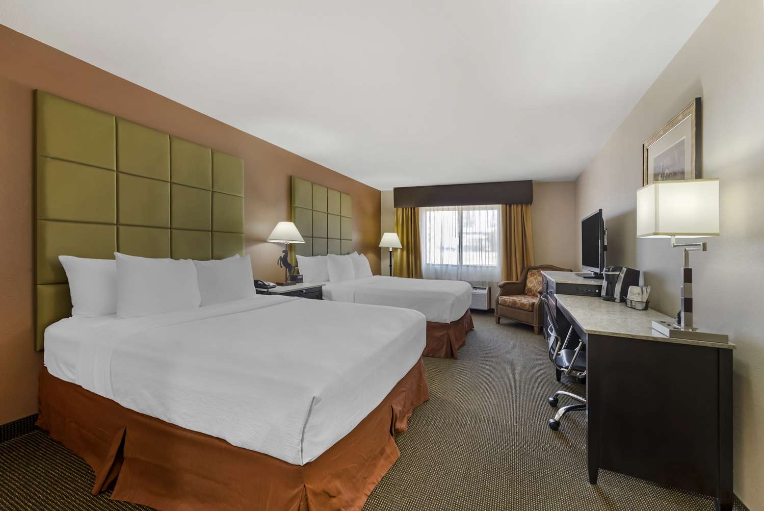 Best Western Plus Country Inn & Suites 8/35