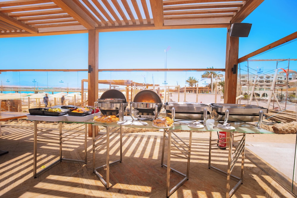 FLOW Spectrum Resort Sahl Hasheesh 88/102