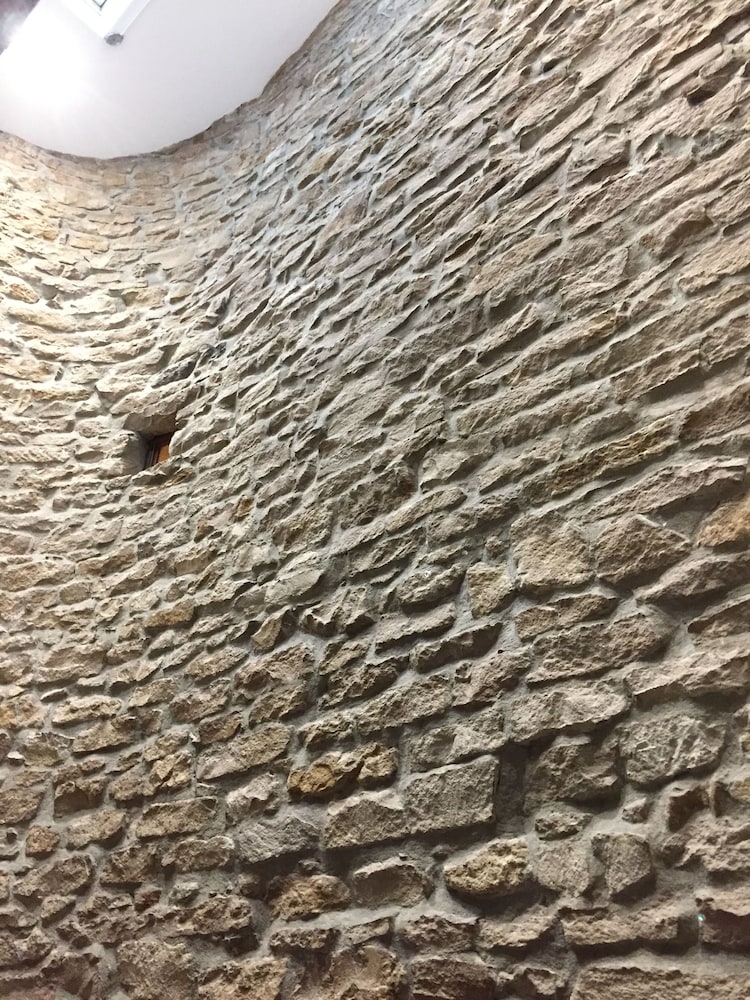 HOTEL AU PATIO MORAND photo4