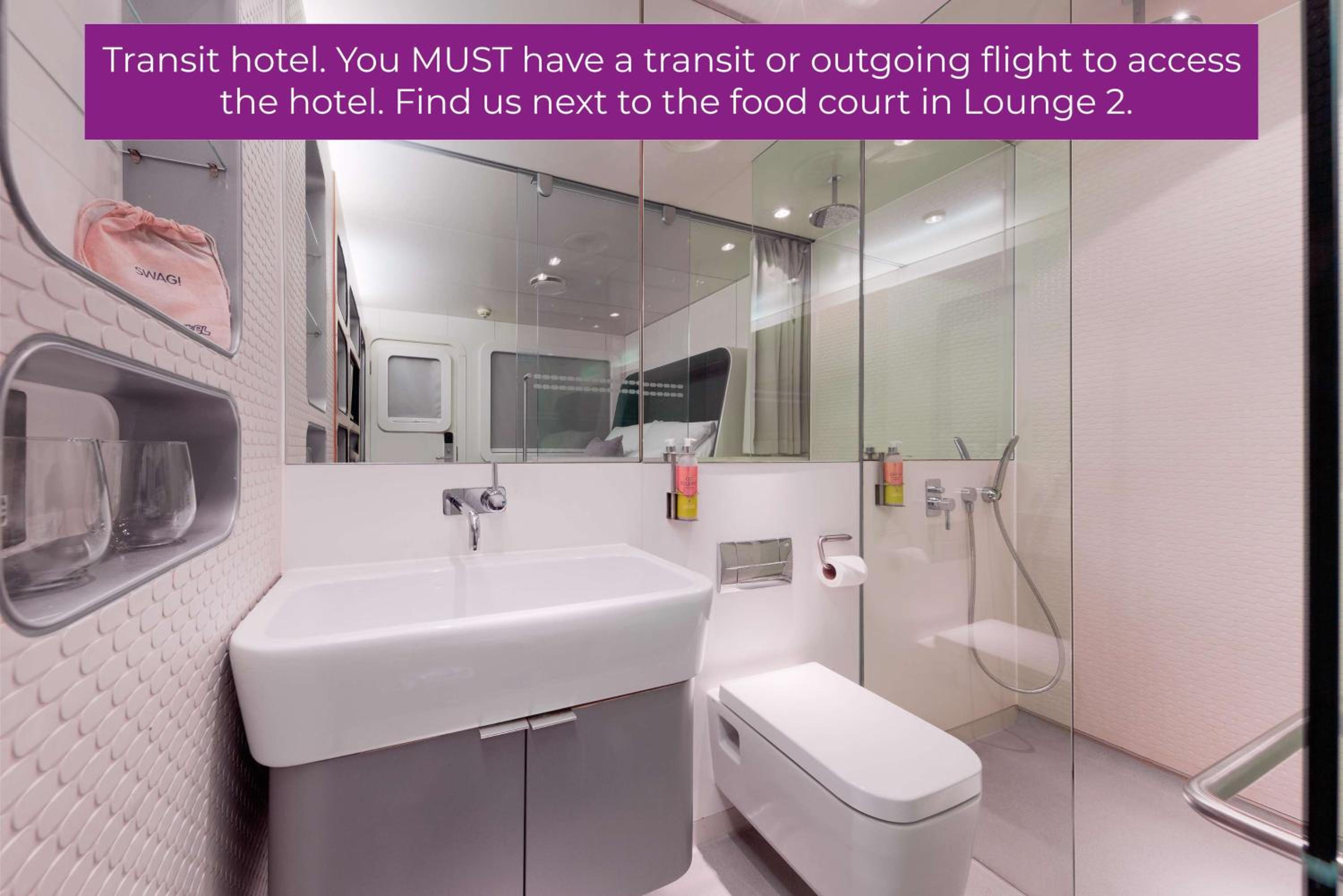 YOTELAIR Amsterdam Schiphol 51/57
