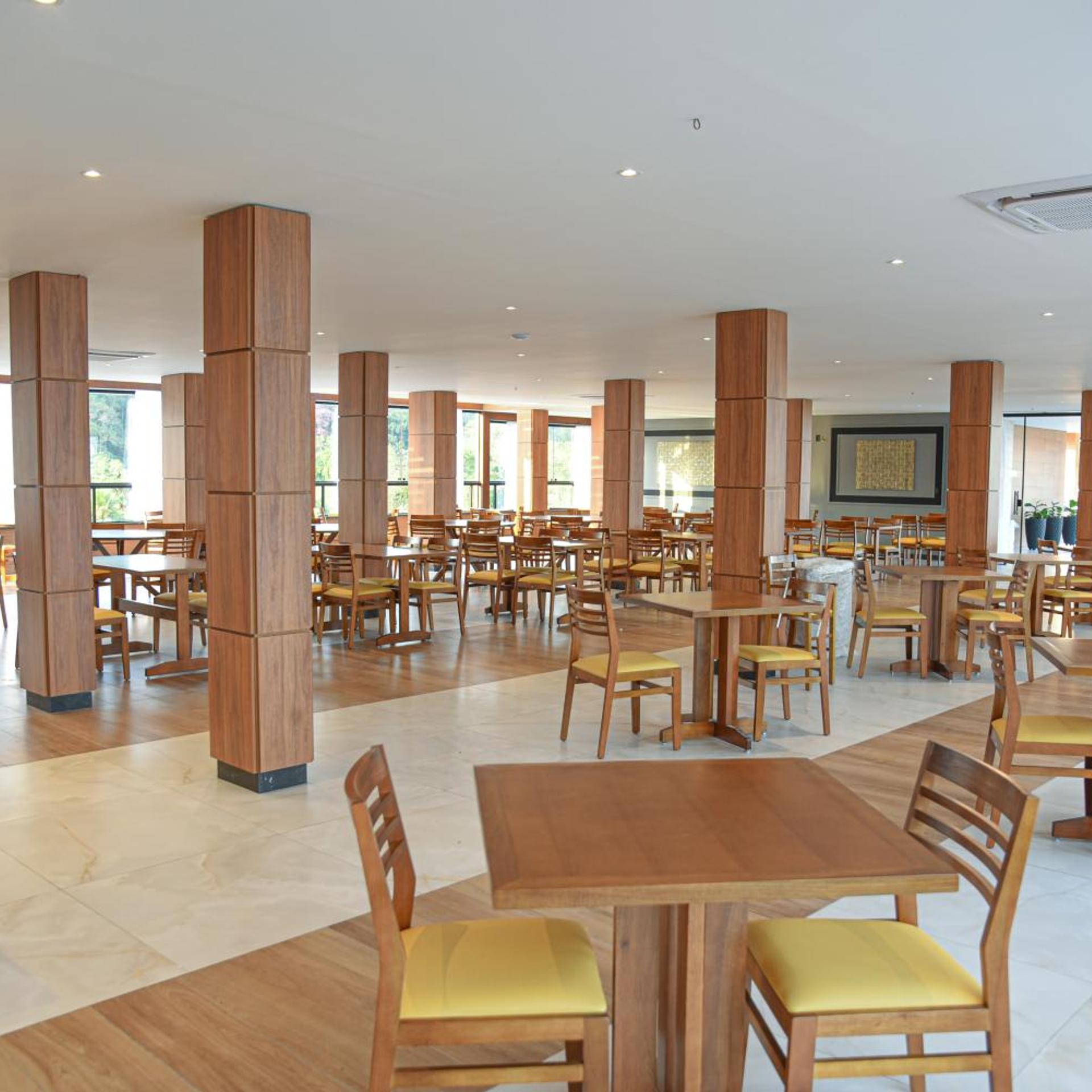 Hotel Titanic Penedo 35/50