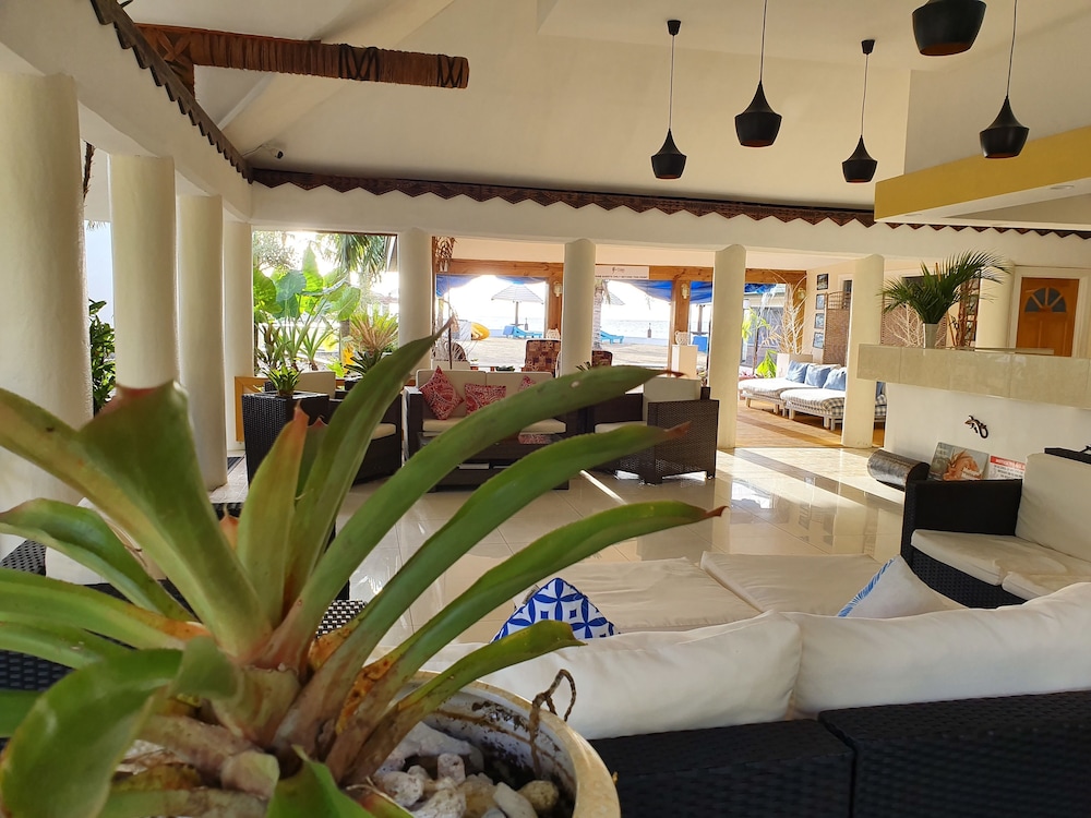 Le Uaina Beach Resort 27/50
