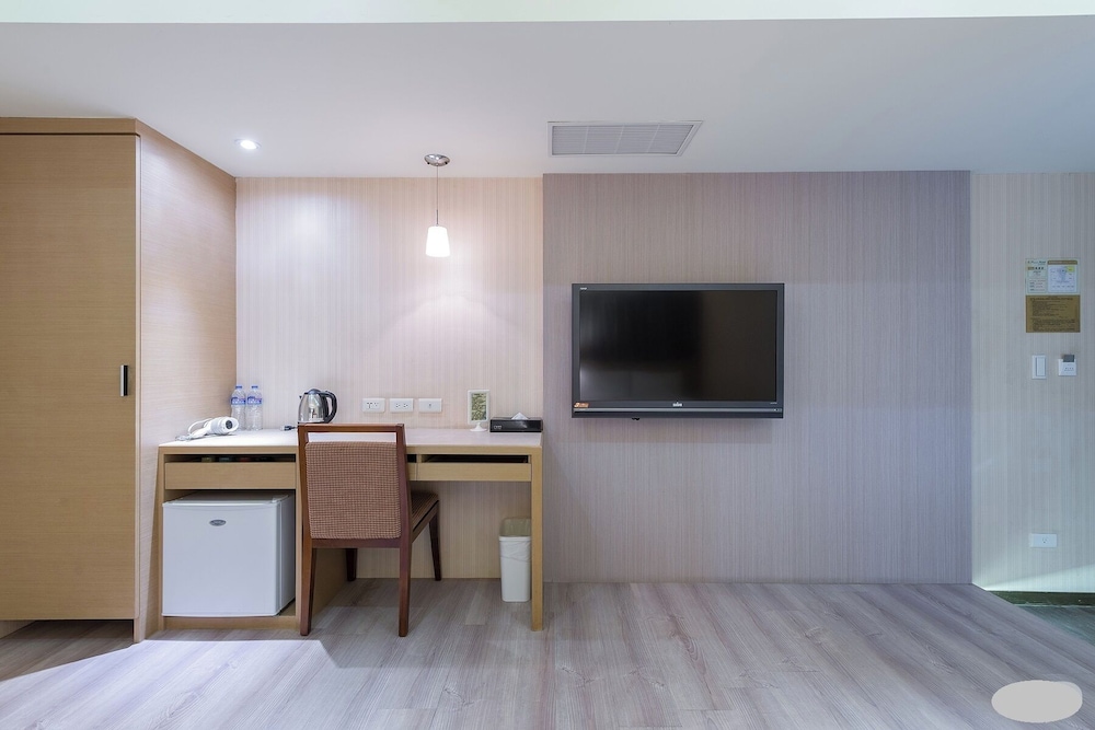 Paris Business Hotel 51/60
