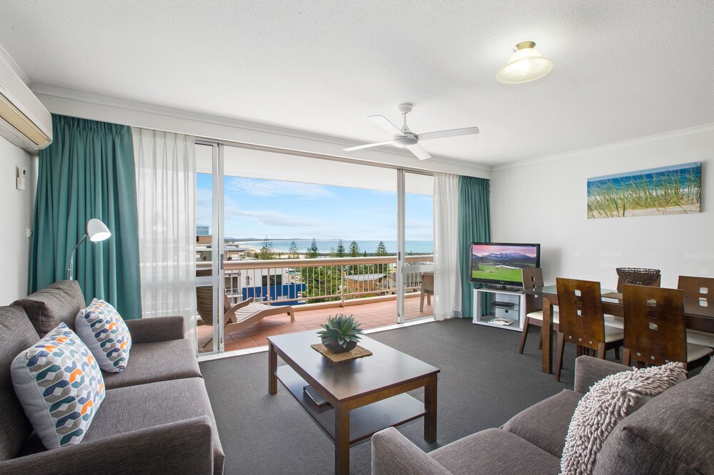 PORT PACIFIC RESORT 41/66