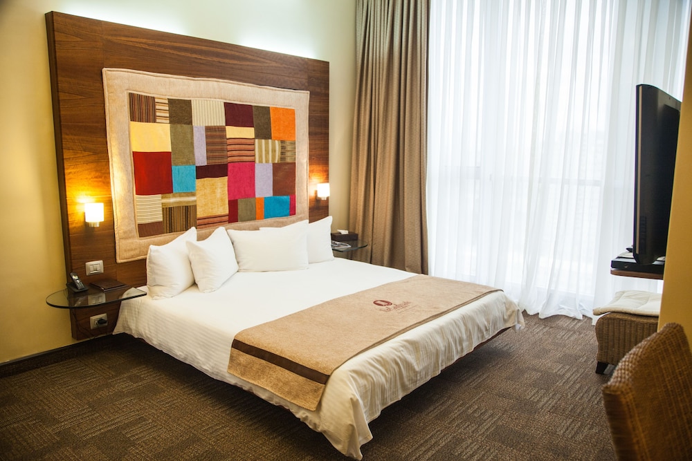 Landmark Baku Hotel 12/50