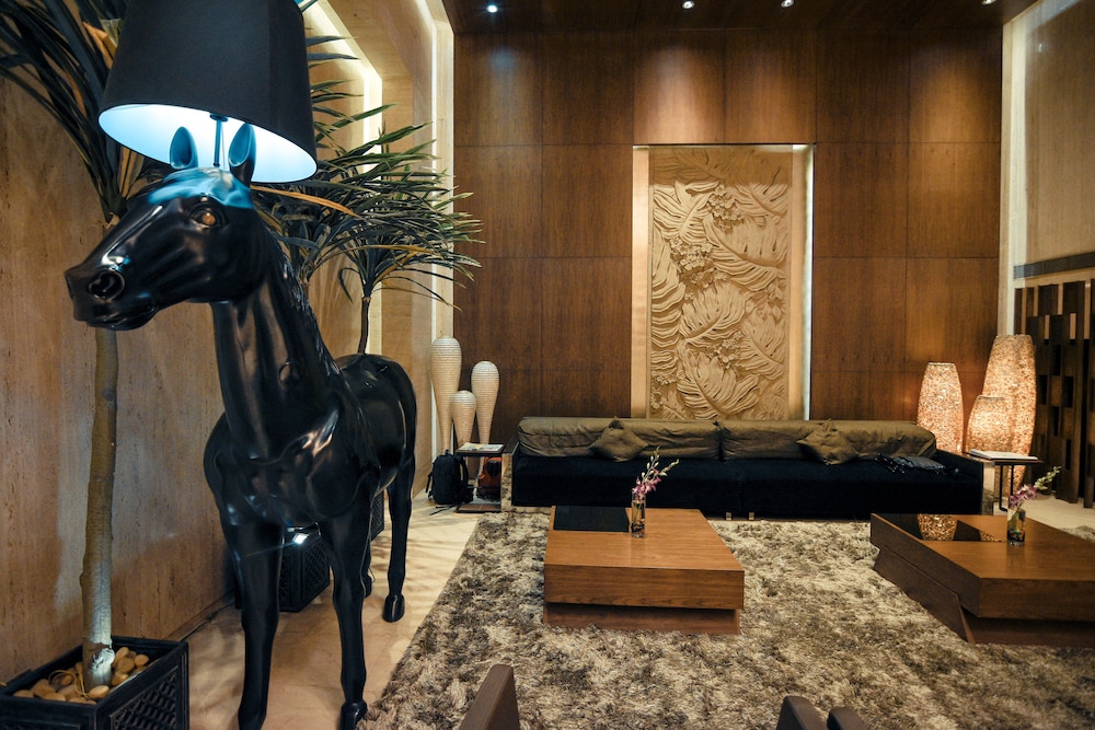 Monotel Luxury Business Hotel 15/50