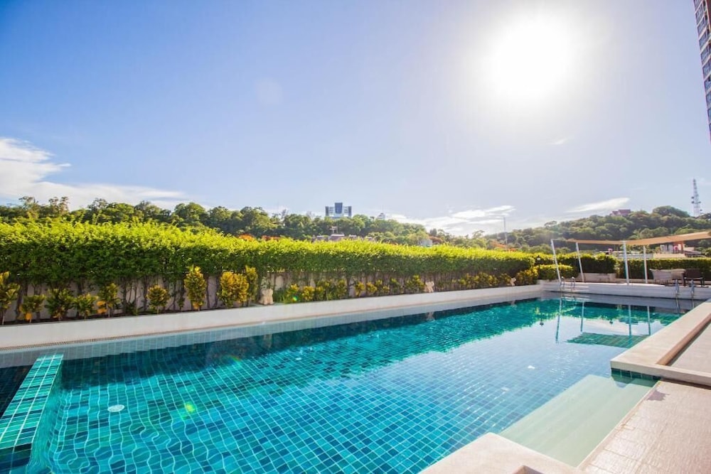 Hyde Park Residence By Pattaya Sunny Rentals 10/23