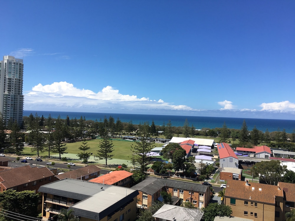 Bel Air on Broadbeach 46/50