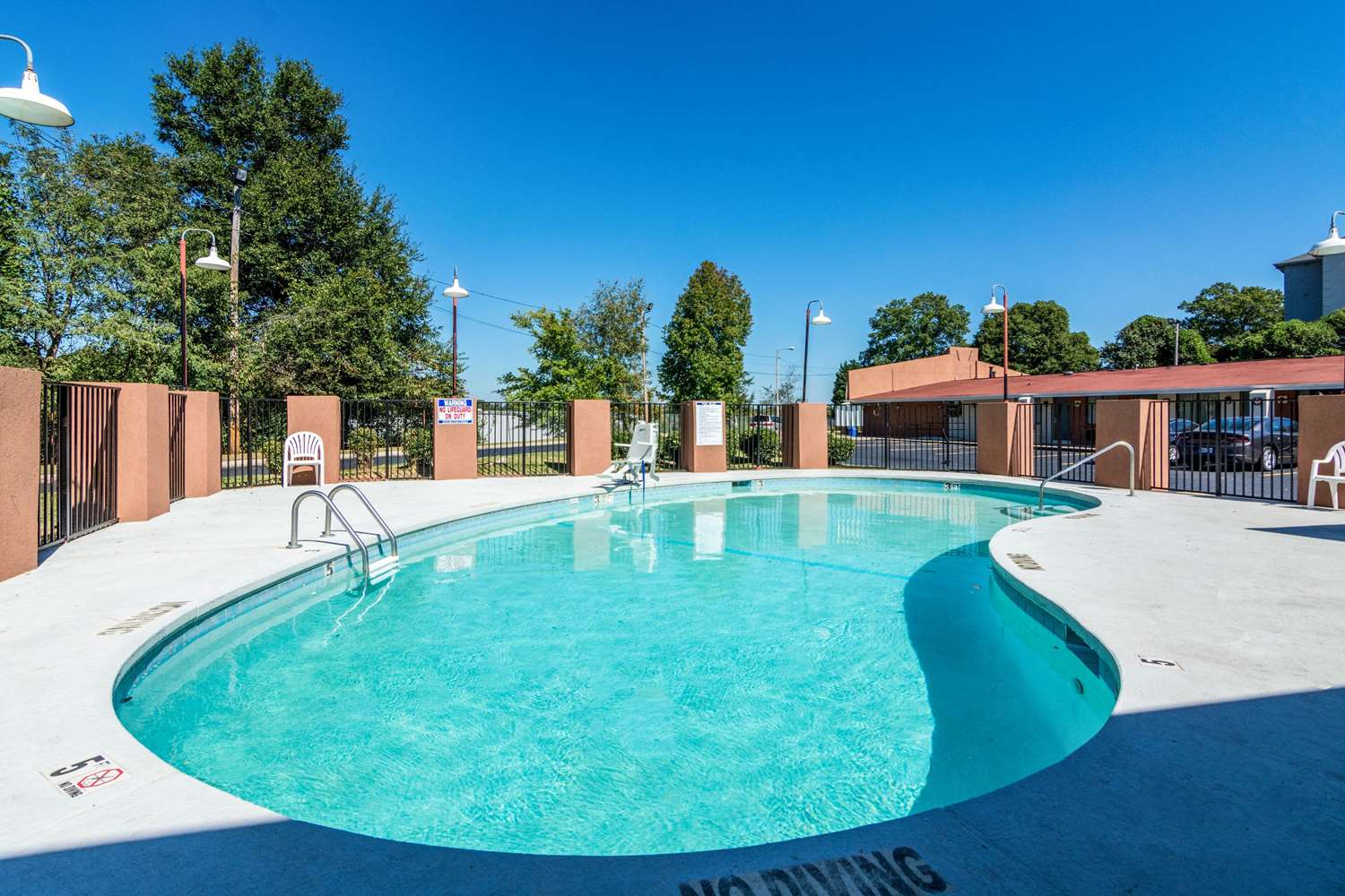 Econo Lodge Gastonia North 7/13
