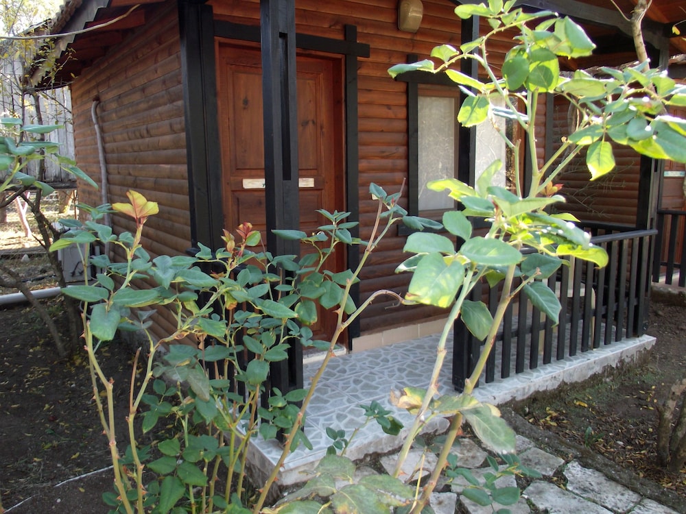Koala Bungalows 30/49