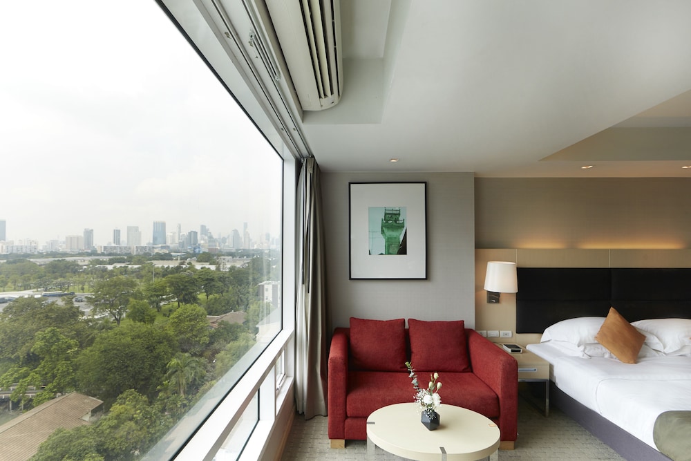 SORA Resort & Suites Sukhumvit 32/73