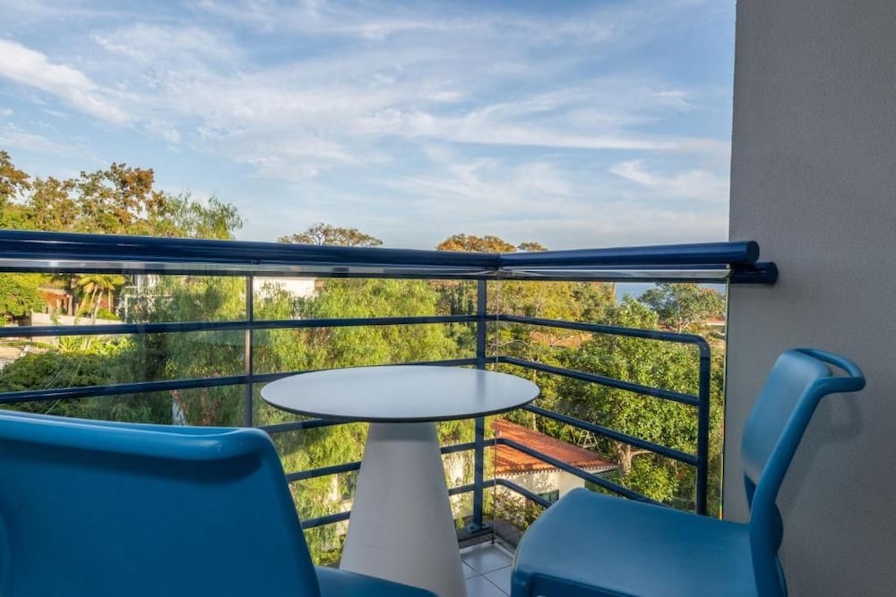 Terrace Mar Suite Hotel 47/60