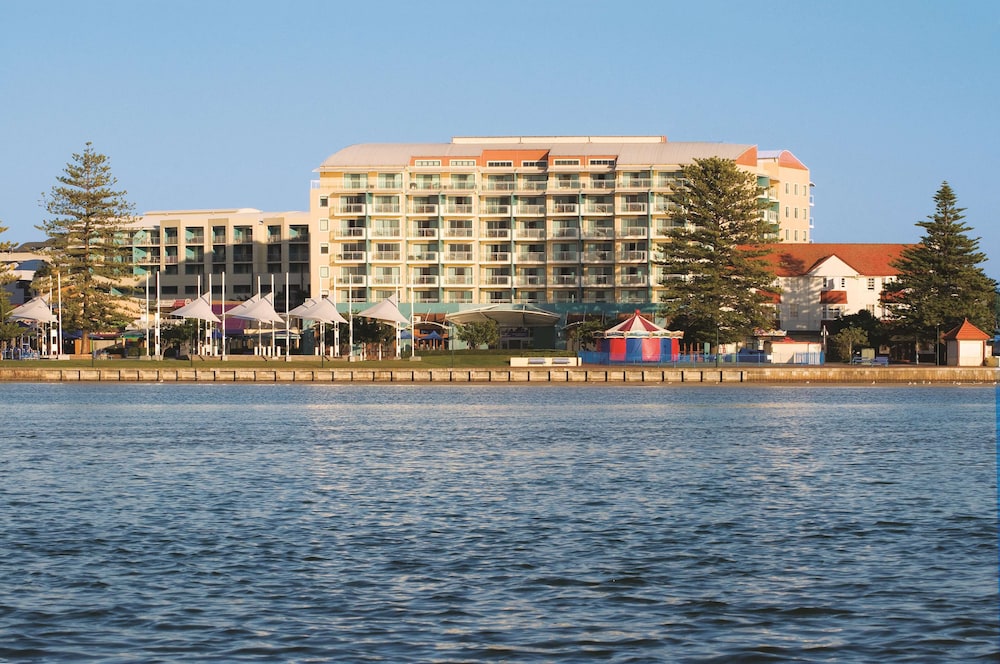 Oaks the Entrance Waterfront Suites 59/71