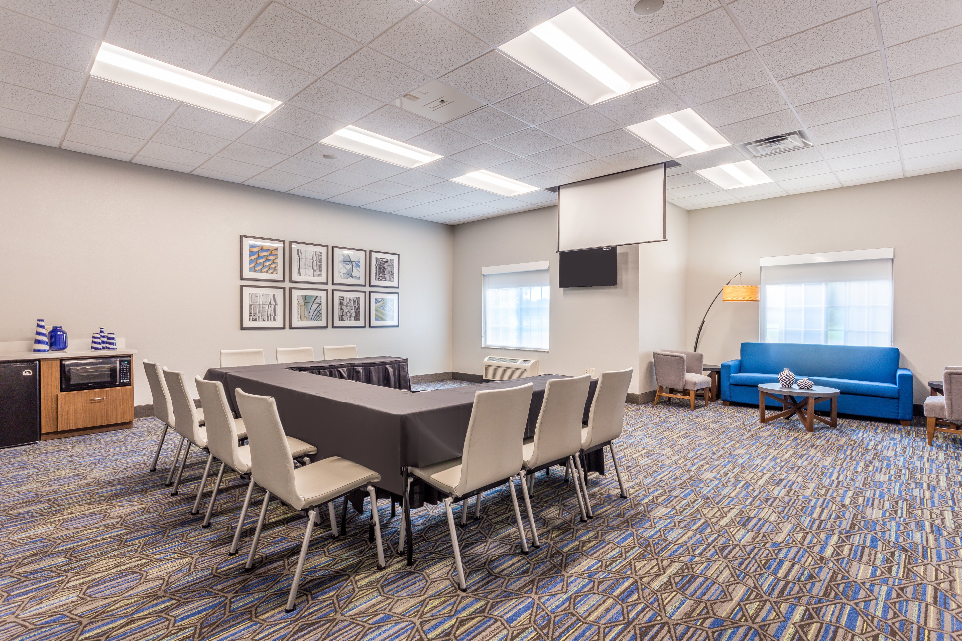 Holiday Inn Express Hotel And Suites Eau Claire North 56/57