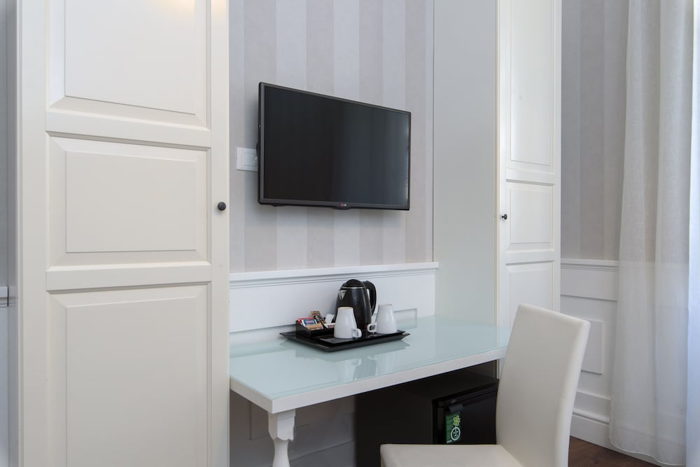 Star Vatican Rooms 45/58