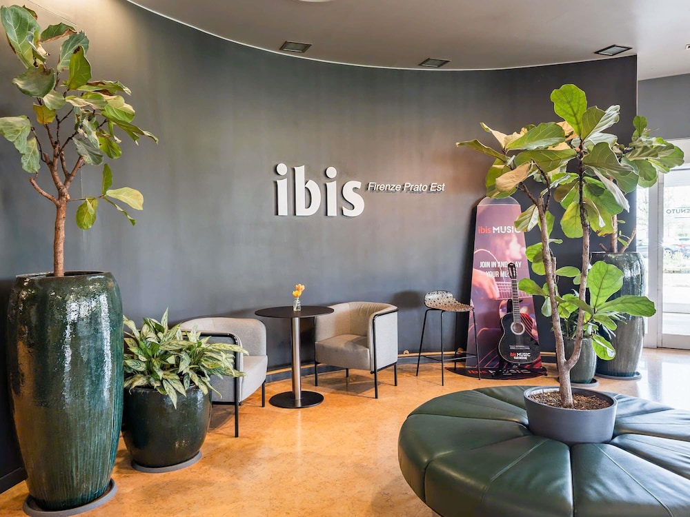 IBIS FIRENZE PRATO EST 48/73