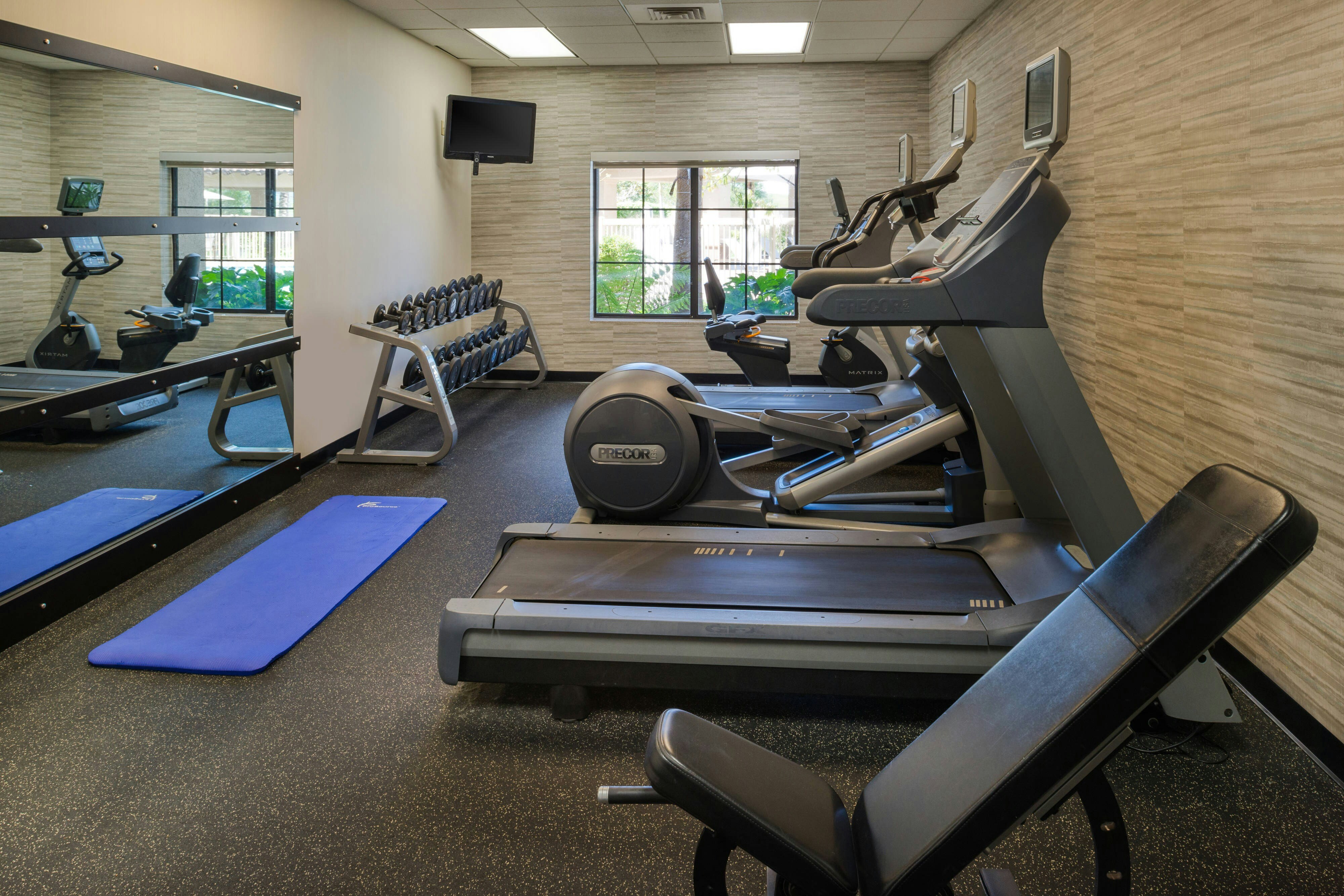 Courtyard By Marriott San Luis Obispo 9/25