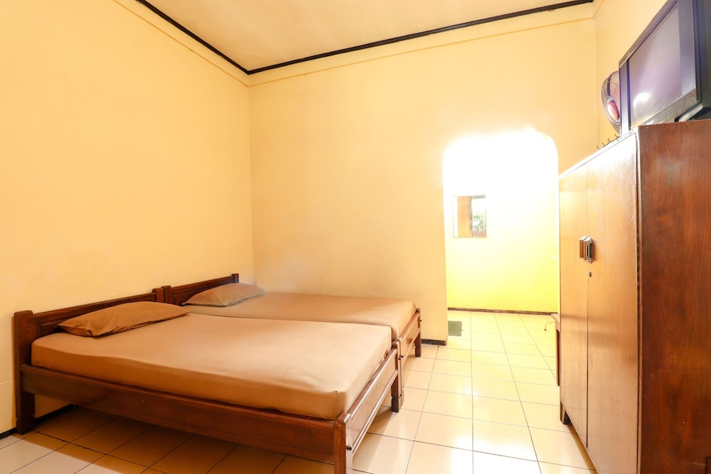 Hotel Bungurasih Syariah by ZUZU 10/26