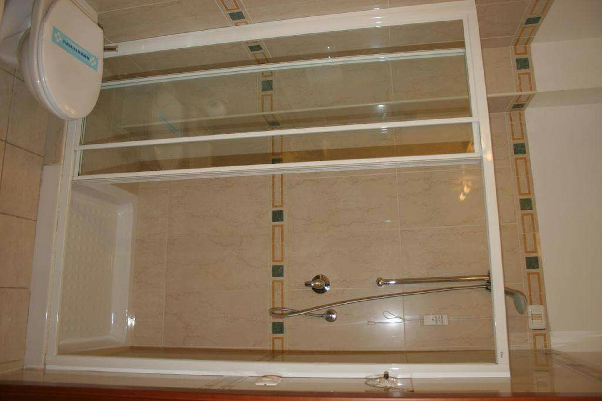 Adria Hotel 3/44