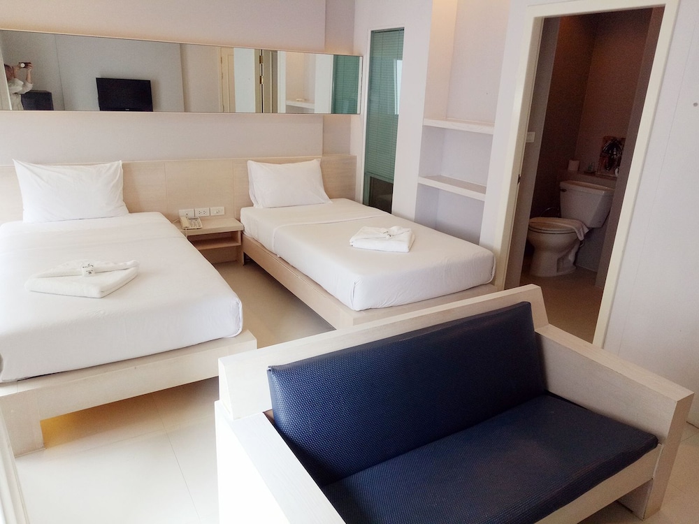 Khuang Singh Residence Chiangmai 20/50