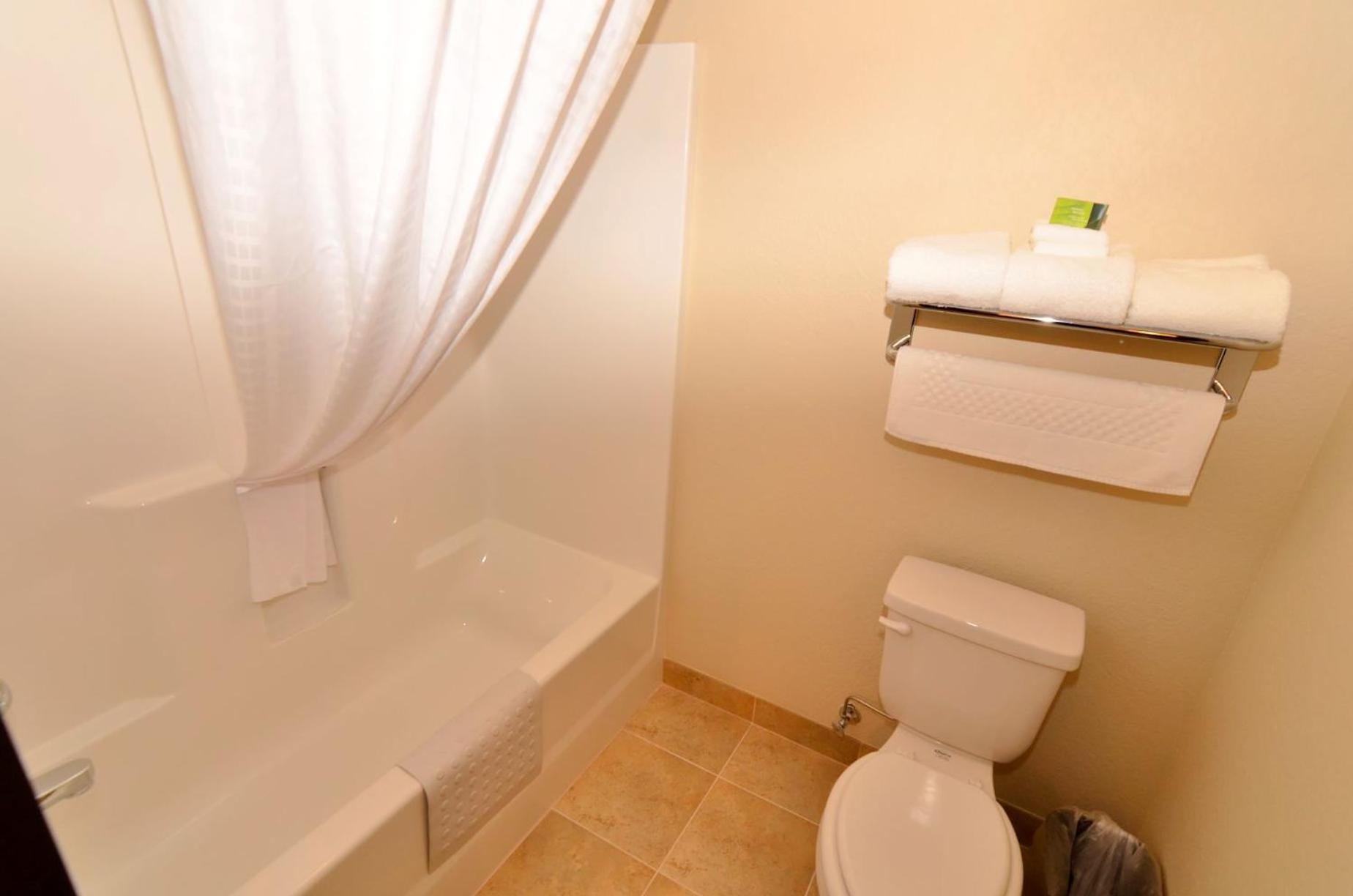 Family Suite, Deluxe