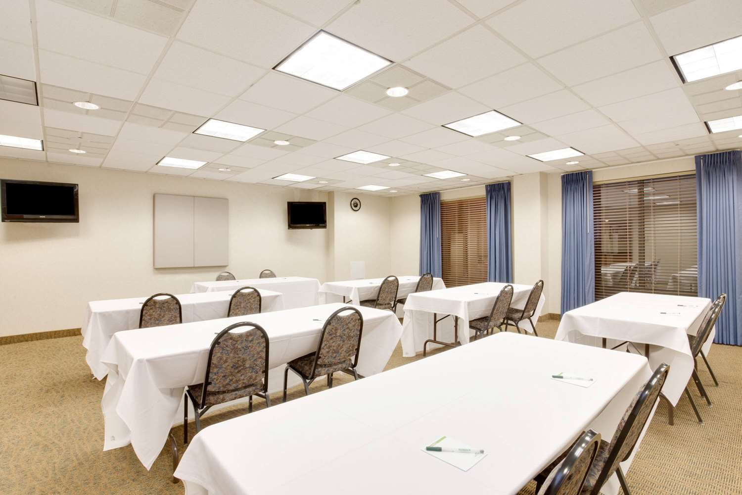 Wingate By Wyndham Bridgeport Wv 41/63