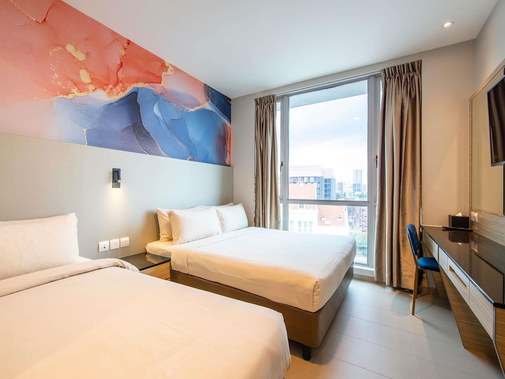 Ibis Styles Singapore Albert 15/48