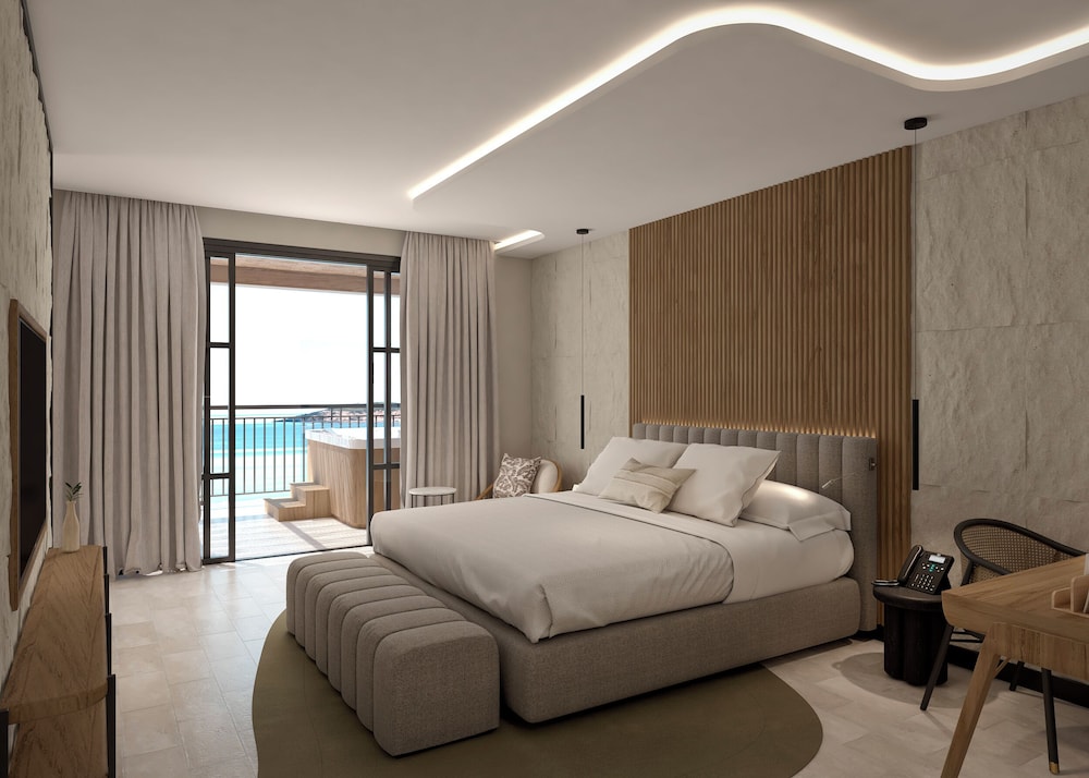 Presidential, Preferred Club, Suite, King Bed, Ocean Front
