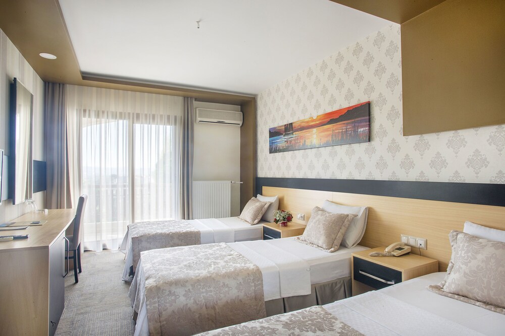 Berksoy hotel 8/23