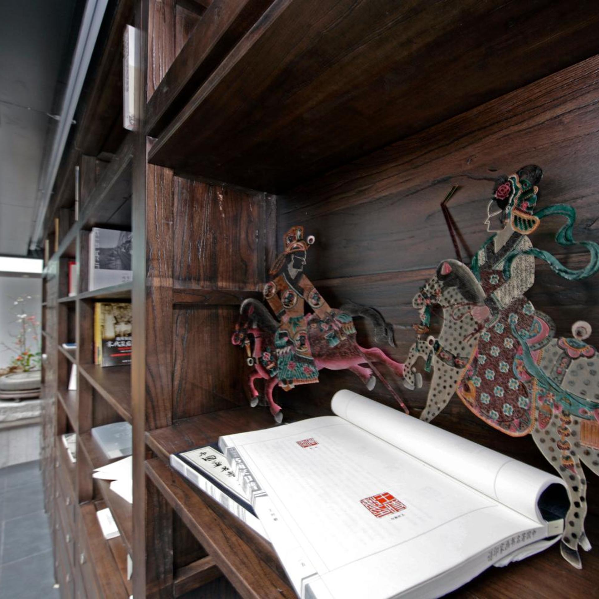 Shichahai Shadow Art Performance Hotel 26/51