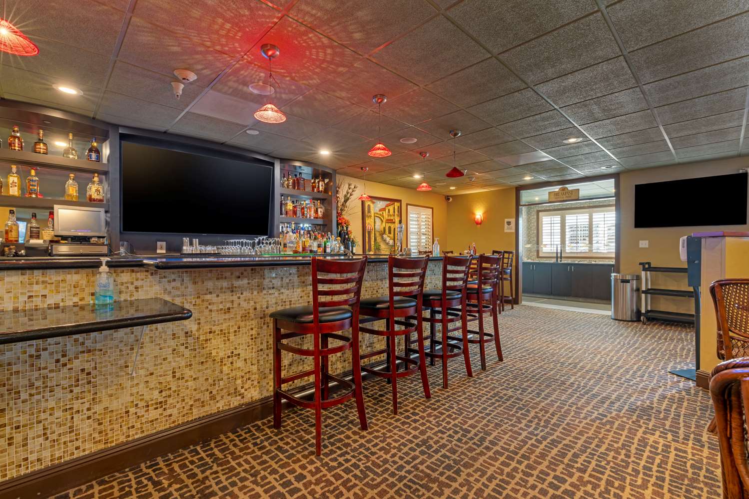 Best Western Plus Brookside Inn 44/62
