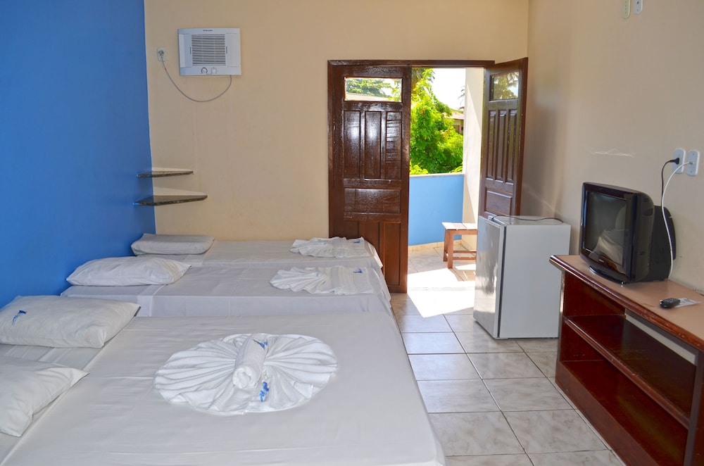 Hotel Porto Das Ancoras 37/50