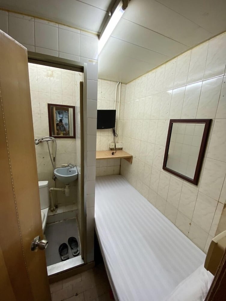New Guangzhou Guest House 36/45