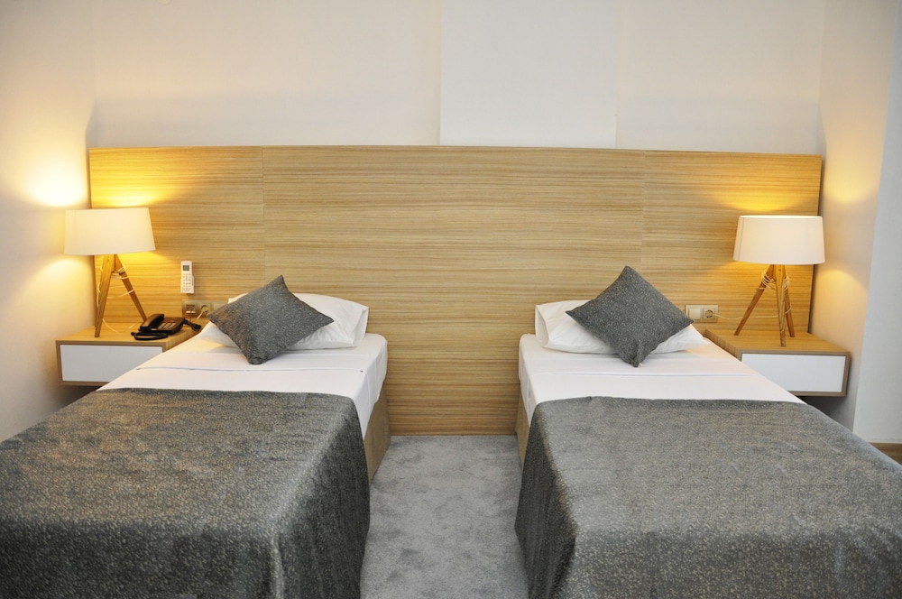 Ozyigit Otel 13/53