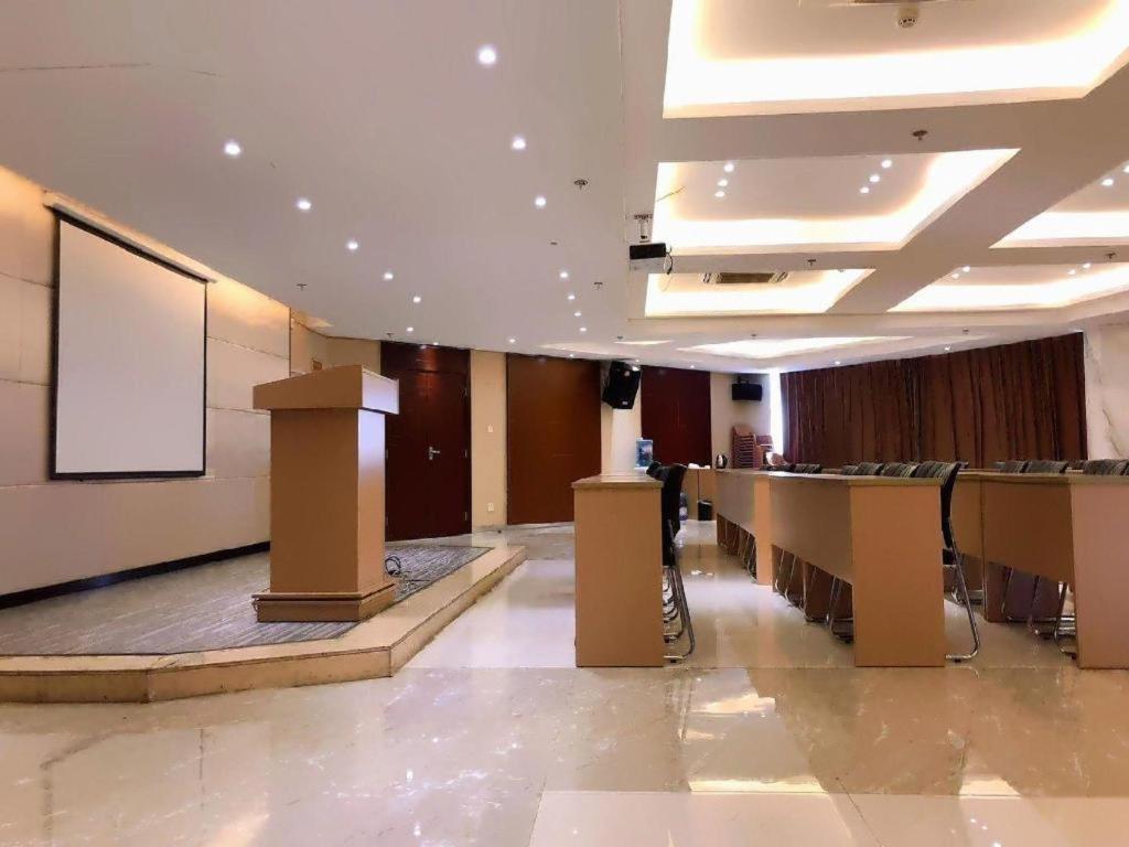 City Comfort Inn Wuhan Fengshu Er Road Baijin Mansion 15/49
