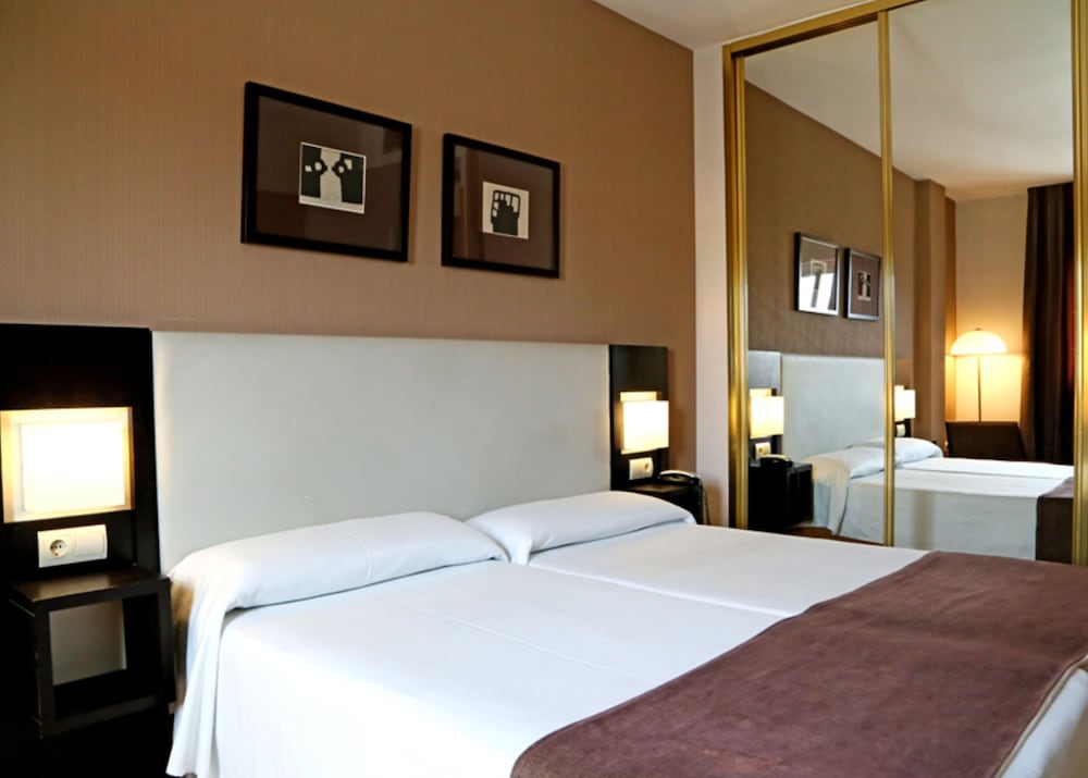 Hostal Carlos Iii 17/43