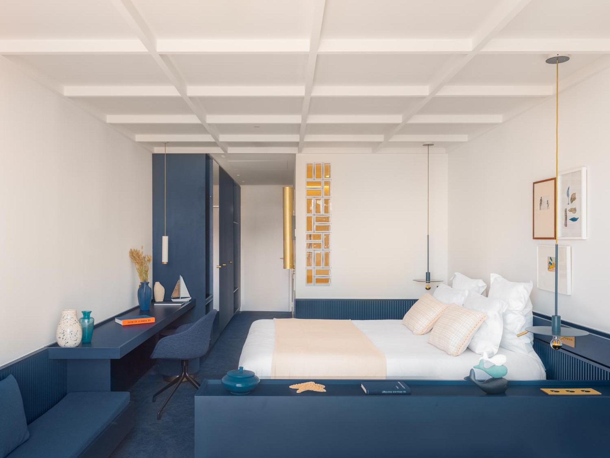 Deluxe, Suite, Sea View, Balcony