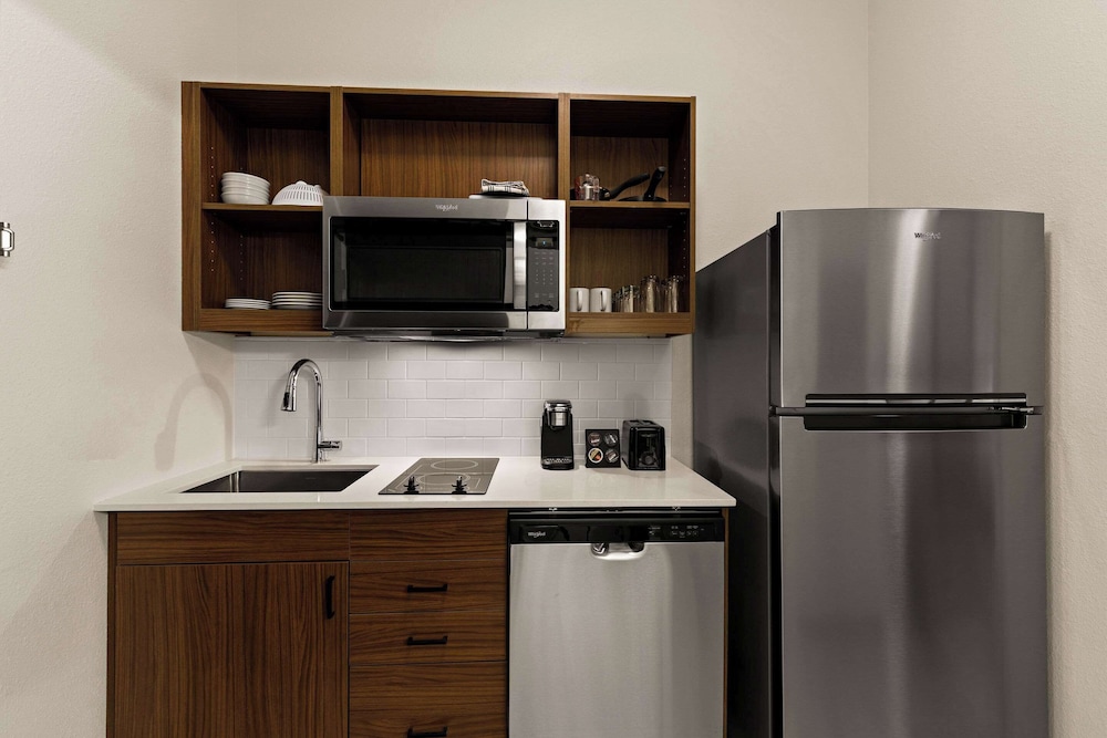 Everhome Suites Temecula 5/49