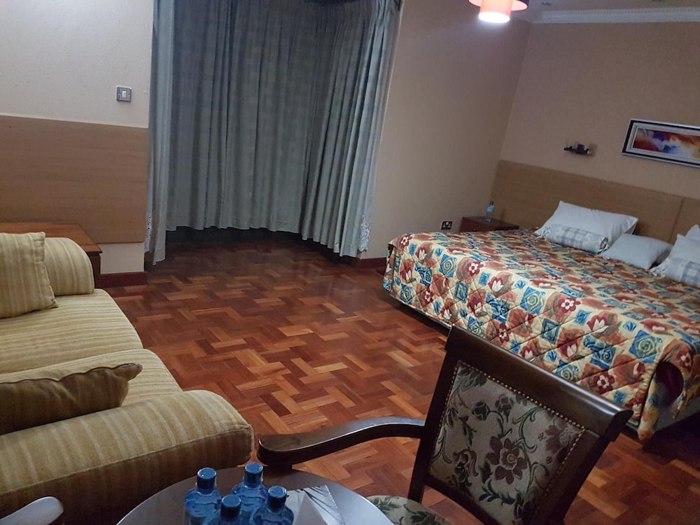 Spurwing Guest House 17/50