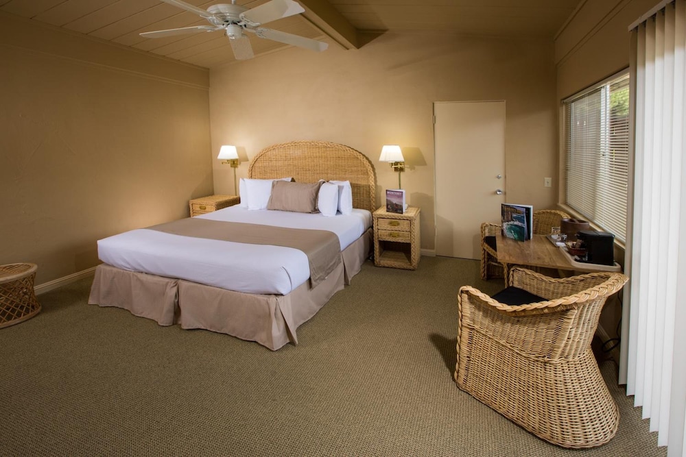 Contenta Inn 26/66
