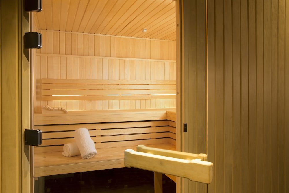 Le Tsuba Hotel 36/52