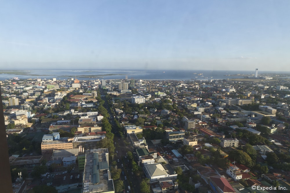 Crown Regency Hotel and Towers Cebu City 42/47