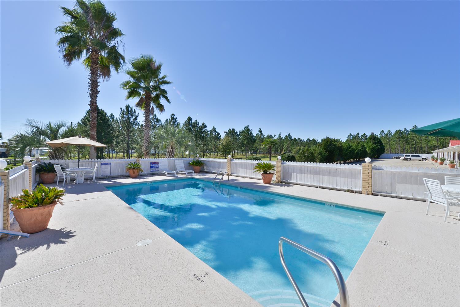 Americas Best Value Inn Hazlehurst Ga 26/26