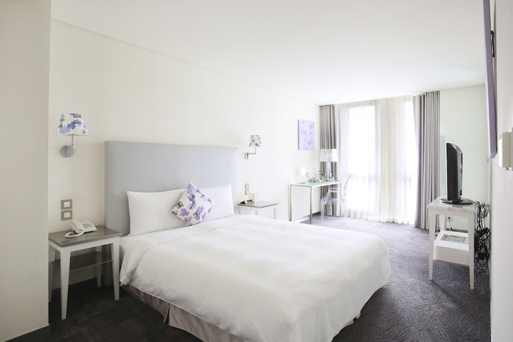 Ambience Hotel 21/58
