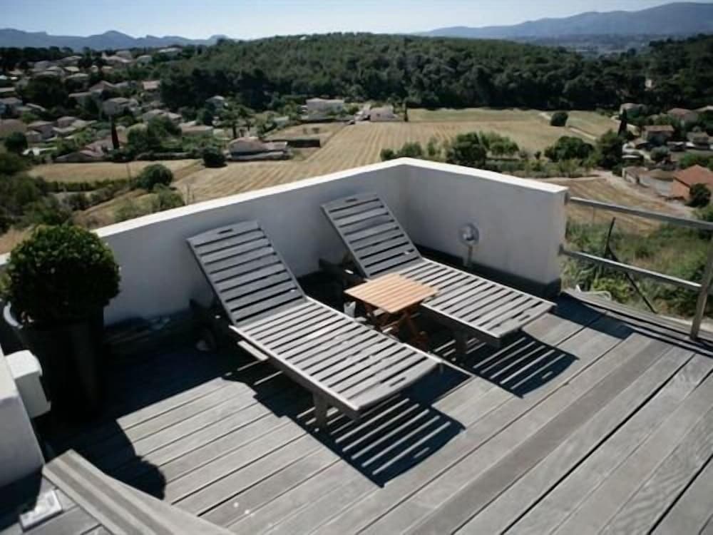 Villa Blanche 2/34